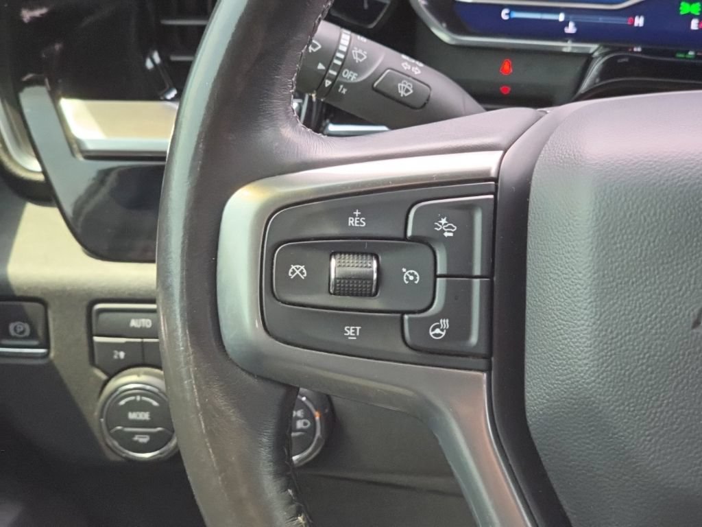 Used 2022 Chevrolet Silverado 1500 RST AWD/4WD image 29