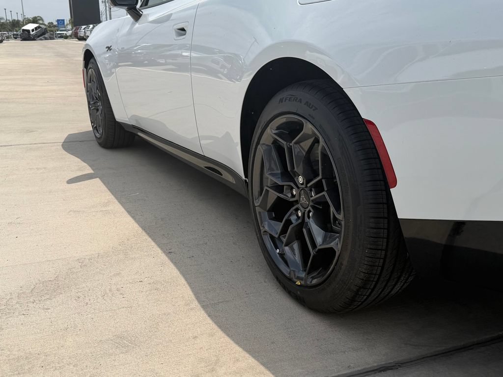 New 2026 Dodge Charger R/T w/ Blacktop Package AWD/4WD image 9