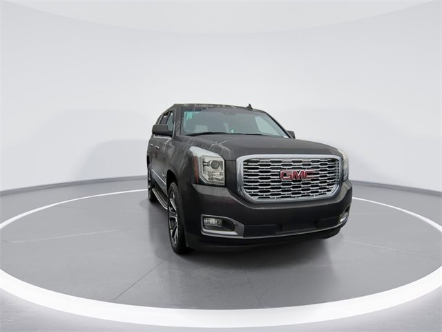 Used 2018 GMC Yukon Denali image 2