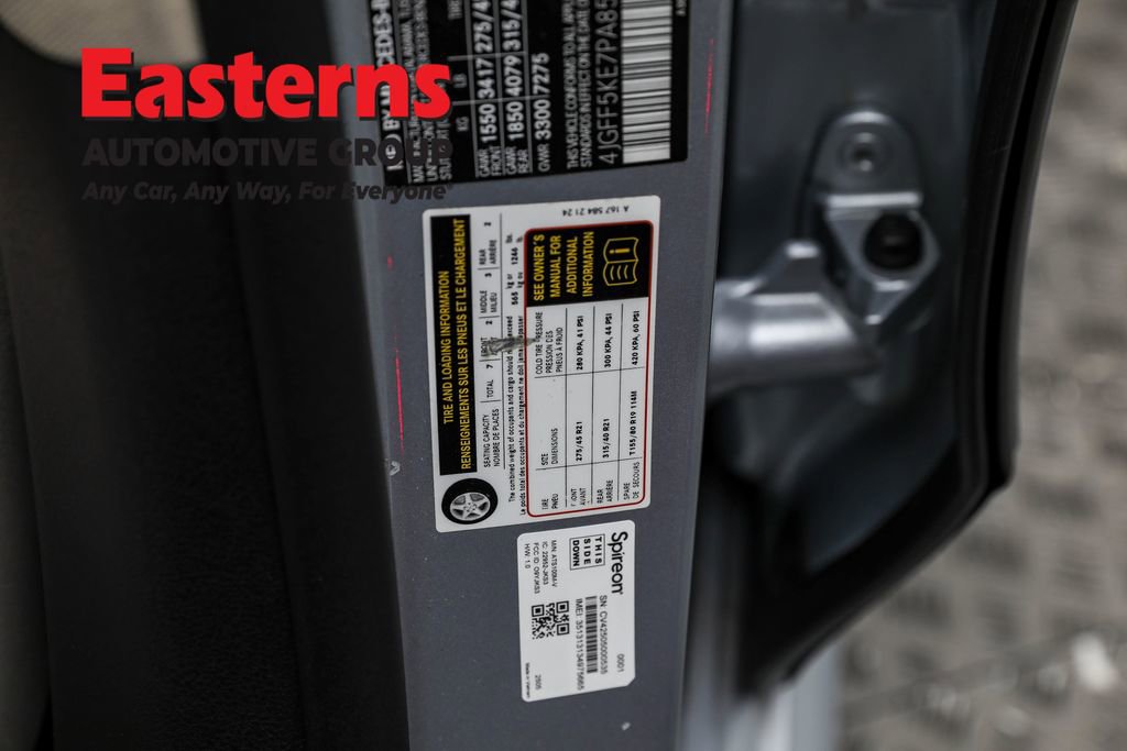 Used 2023 Mercedes-Benz GLS 450 4MATIC w/ AMG Line Exterior image 41