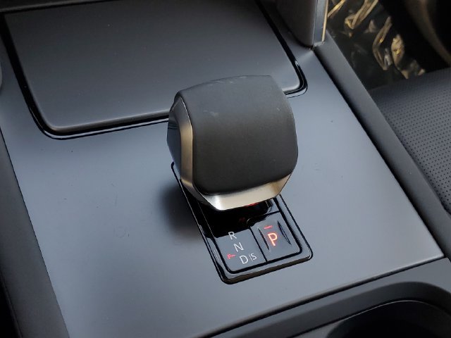 Certified 2025 Land Rover Discovery Sport S AWD/4WD image 34