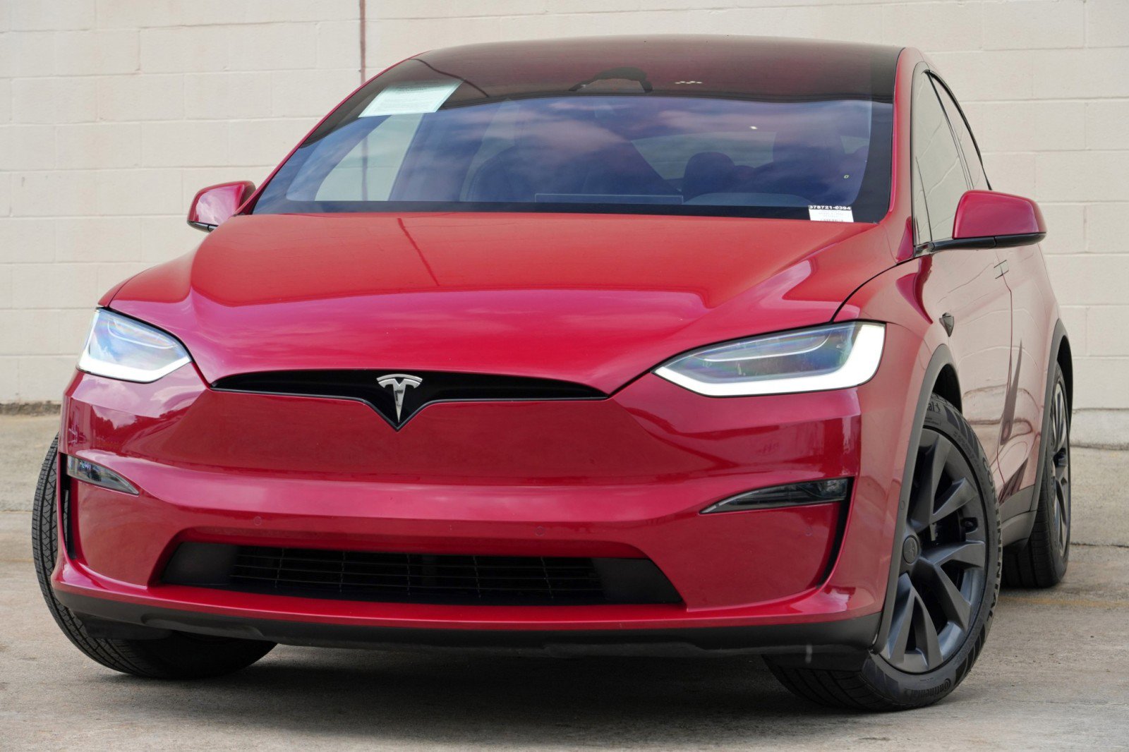 Used 2023 Tesla Model X AWD/4WD image 3