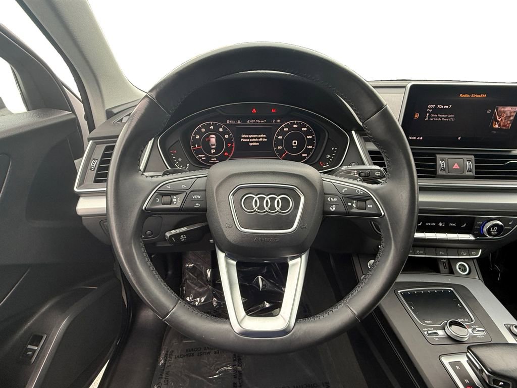 Used 2018 Audi Q5 2.0T Premium Plus w/ Premium Plus Package AWD/4WD image 12