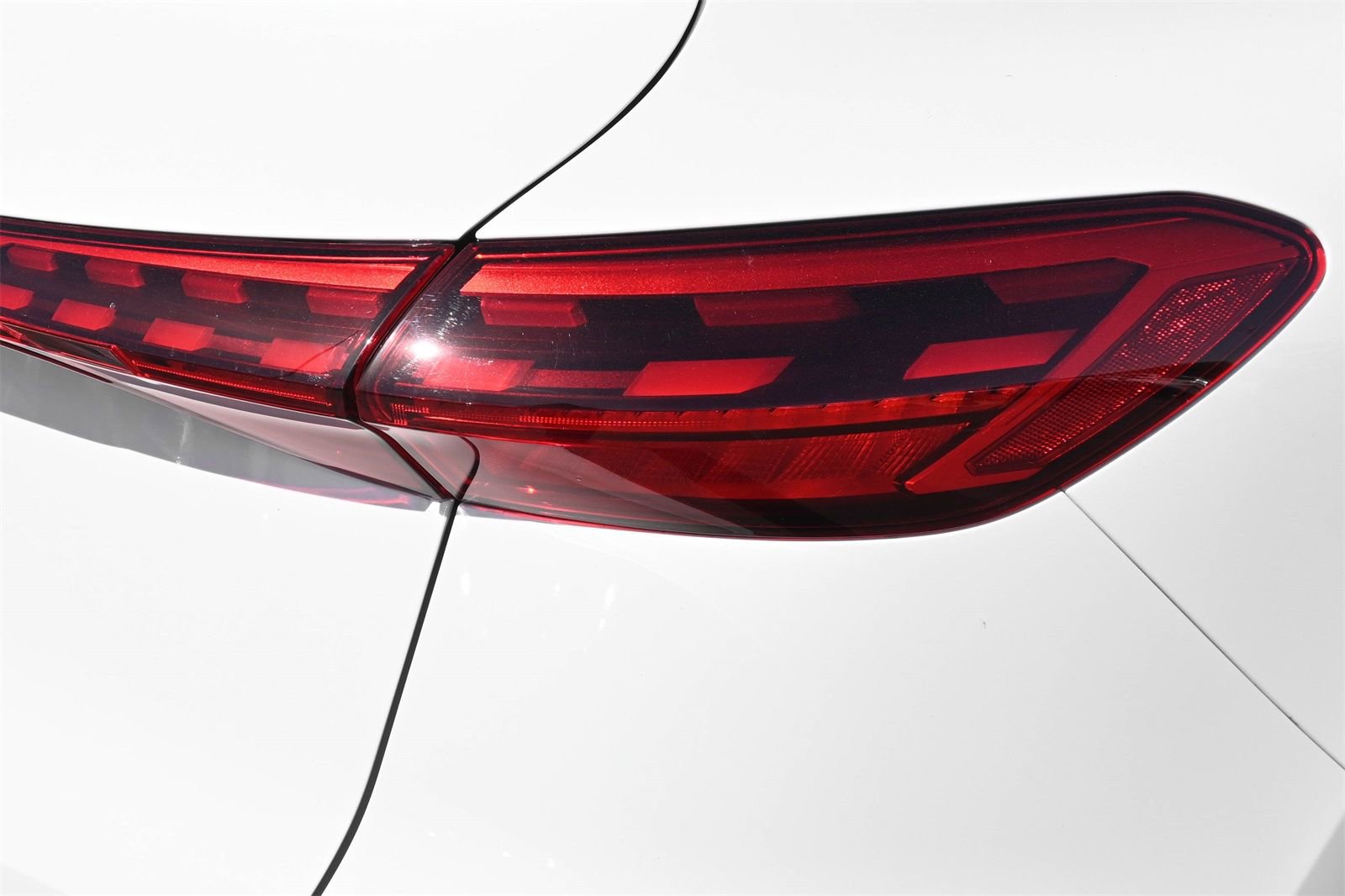 Certified 2025 Audi SQ5 Premium Plus w/ Premium Plus Package image 19