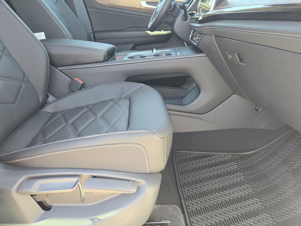 New 2026 Volkswagen Atlas SE image 11