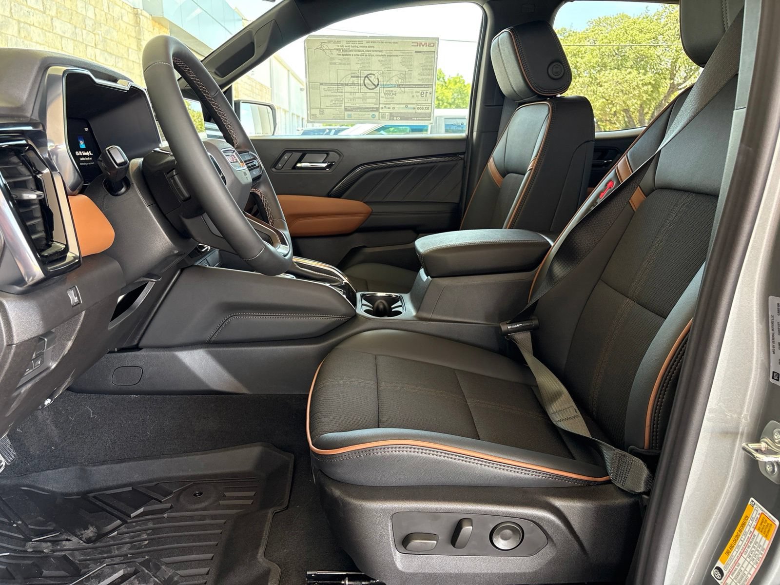 New 2026 GMC Canyon AT4 AWD/4WD image 11
