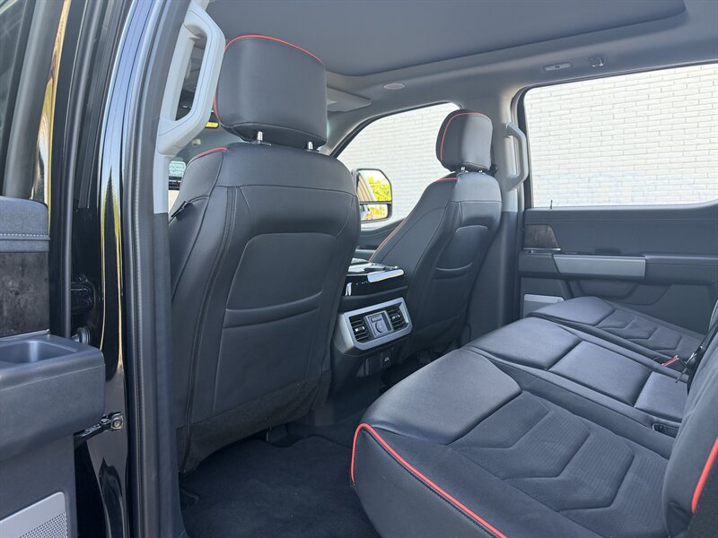 Used 2023 Ford F250 Lariat w/ Lariat Ultimate Package AWD/4WD image 94