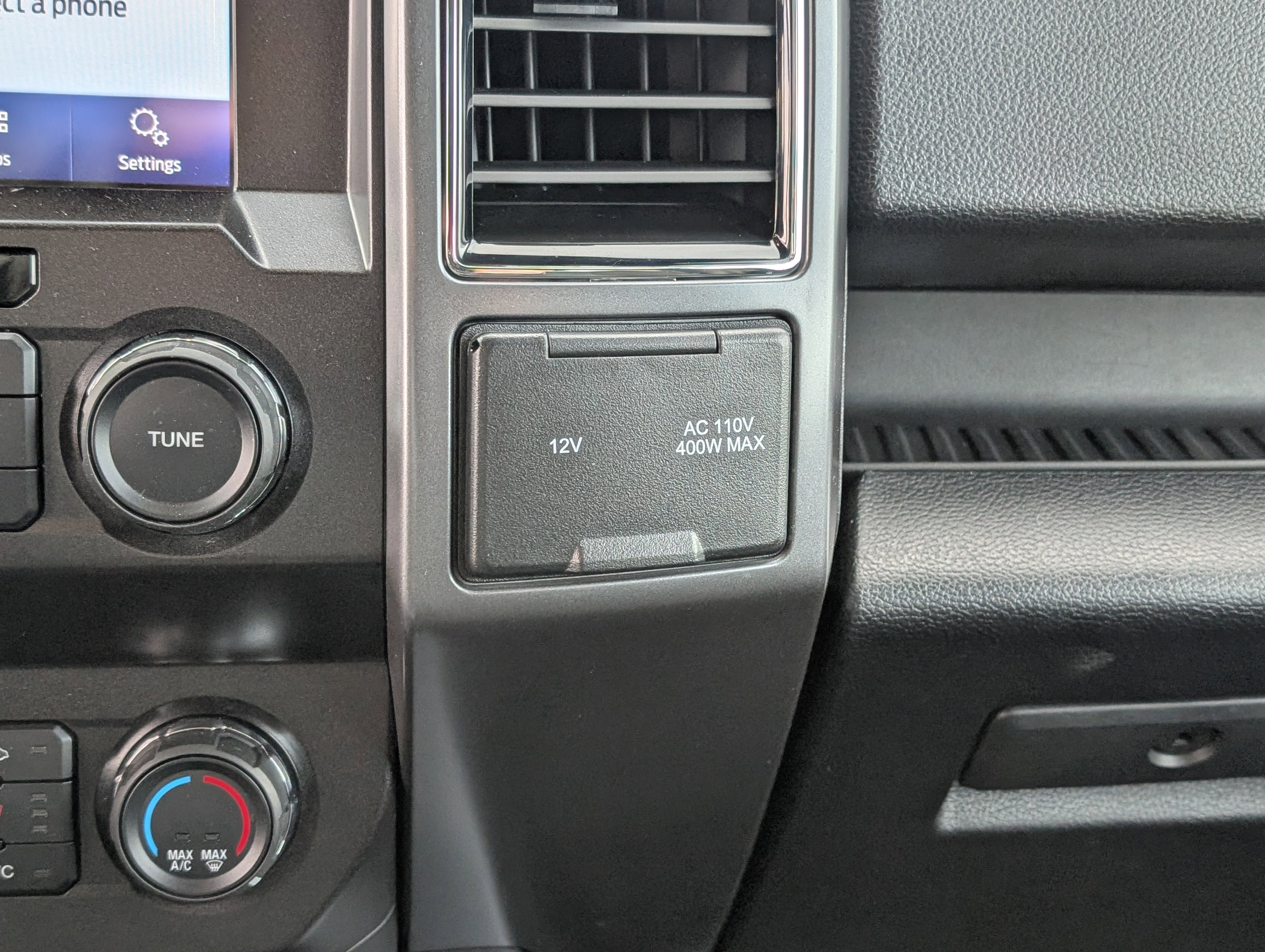 Certified 2020 Ford F150 XLT w/ Equipment Group 302A Luxury image 24