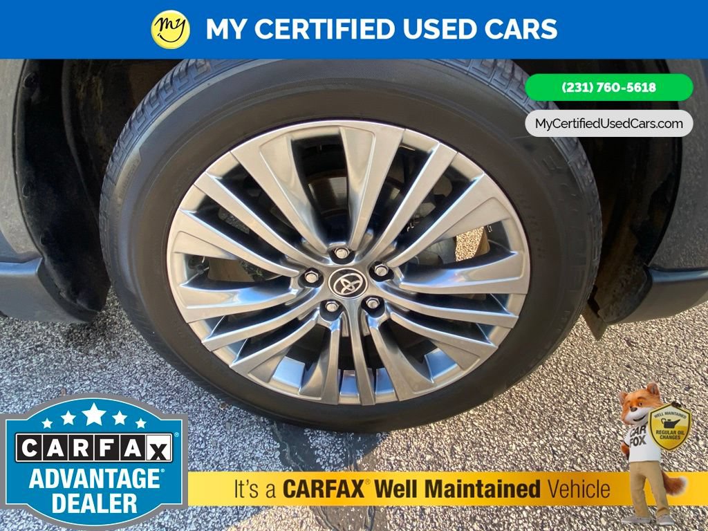 Used 2024 Toyota Venza XLE AWD/4WD image 37
