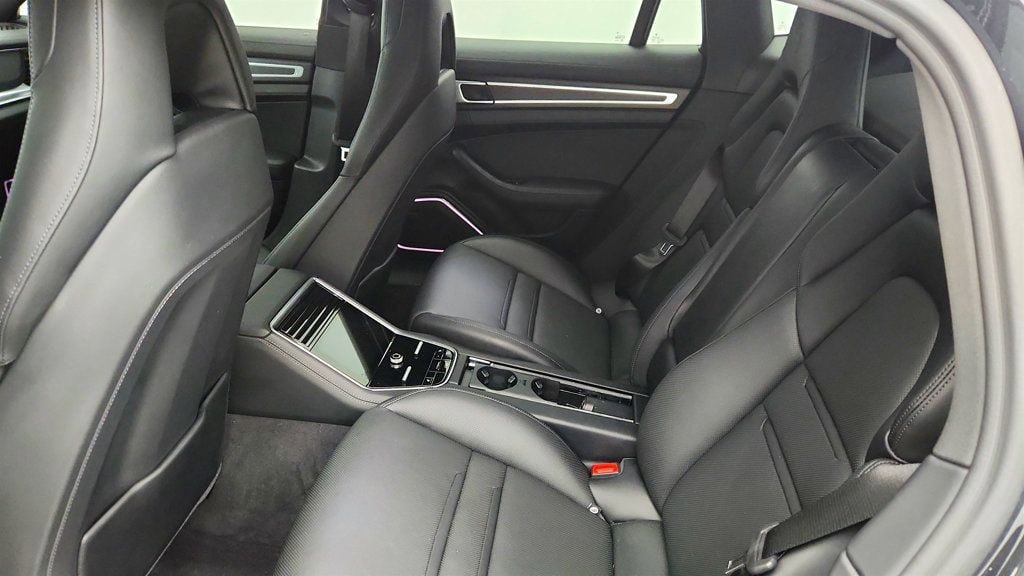 Used 2023 Porsche Panamera 4 Platinum Edition AWD/4WD image 22