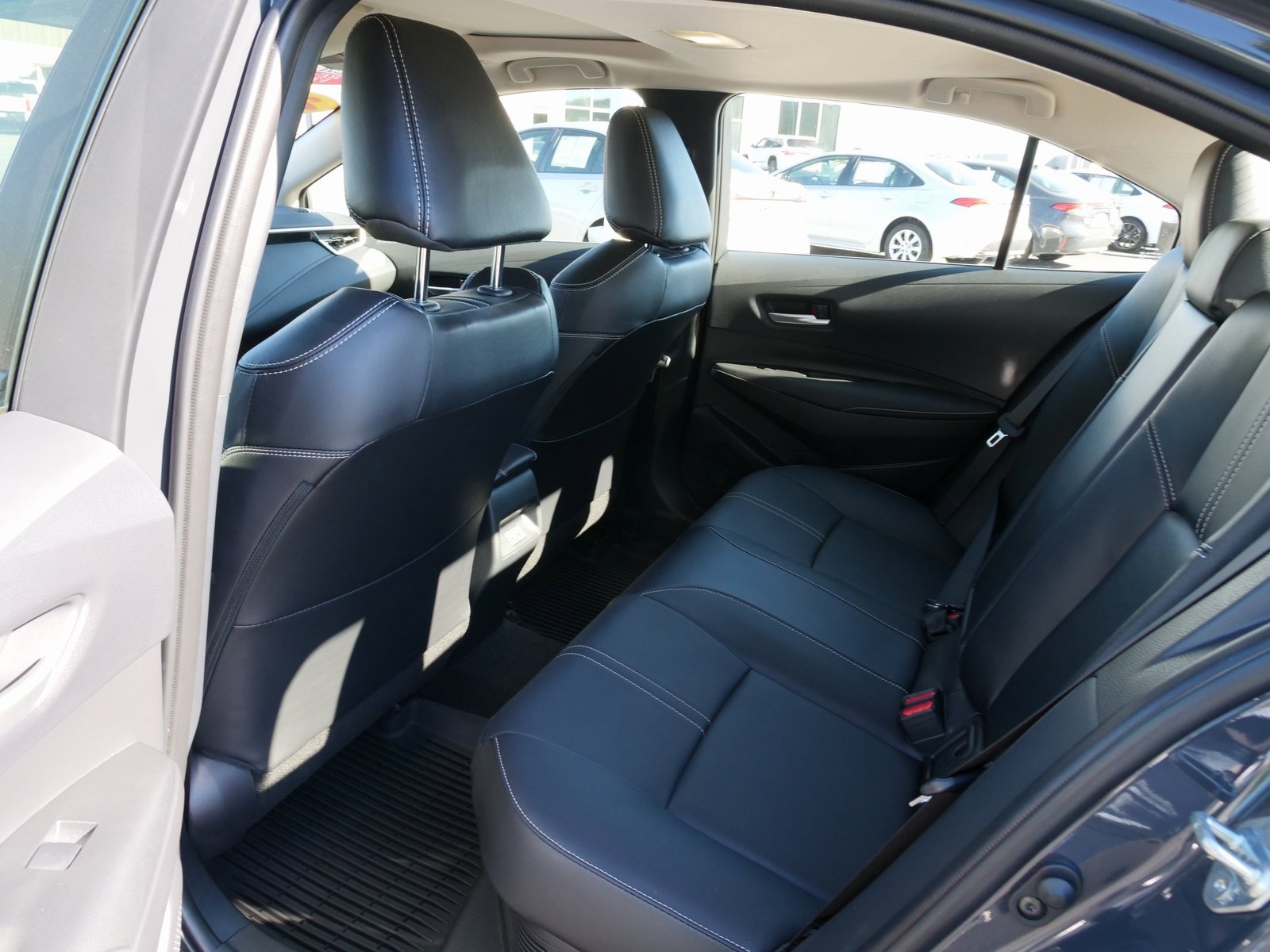 Used 2025 Toyota Corolla XLE image 16