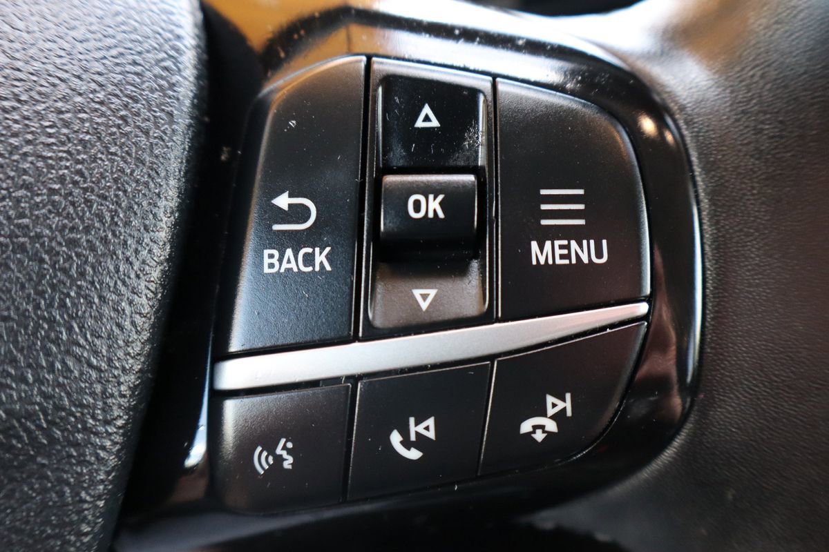 Used 2022 Ford Escape SEL image 30