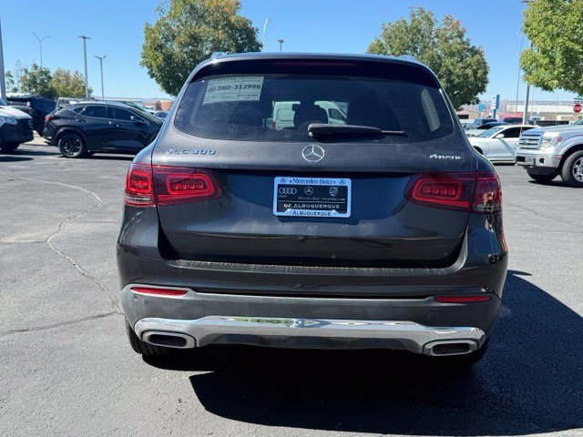 Used 2021 Mercedes-Benz GLC 300 4MATIC image 4