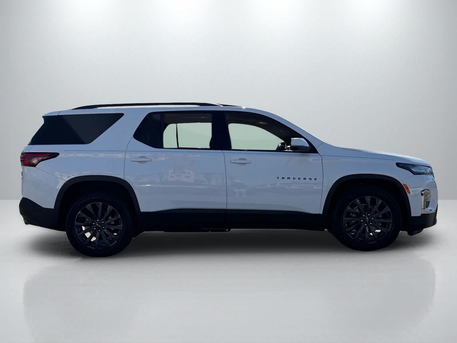 Used 2023 Chevrolet Traverse RS AWD/4WD image 8