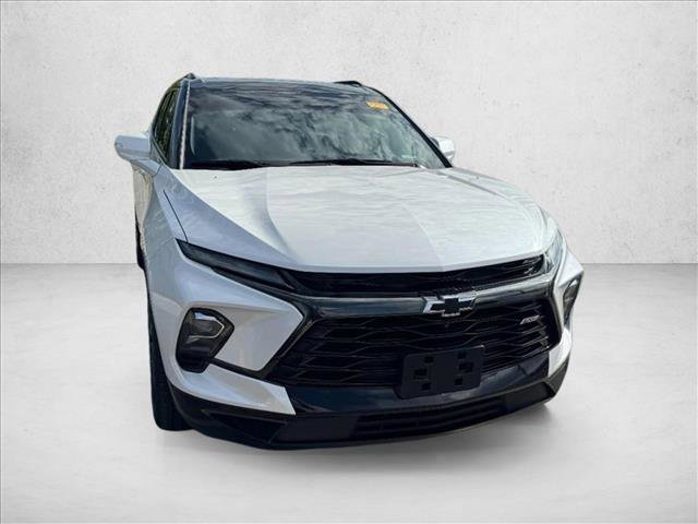 Used 2024 Chevrolet Blazer RS w/ Driver Confidence II Package AWD/4WD image 2