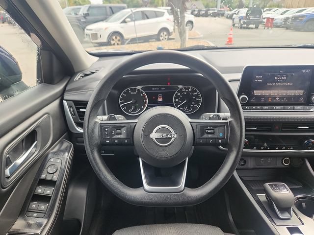 Used 2024 Nissan Rogue SV AWD/4WD image 9