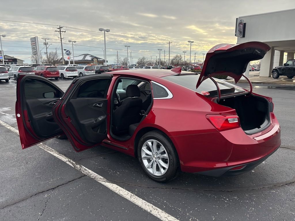 Used 2024 Chevrolet Malibu LT image 15