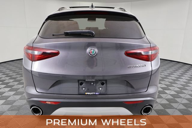Used 2019 Alfa Romeo Stelvio Sport w/ Quick Order Package 22K Sport RWD image 8