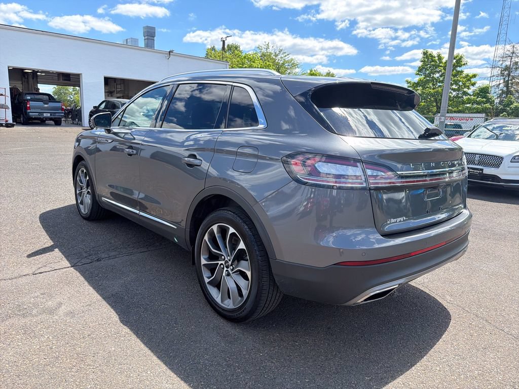 Certified 2023 Lincoln Nautilus Reserve w/ Luxury Package AWD/4WD image 3
