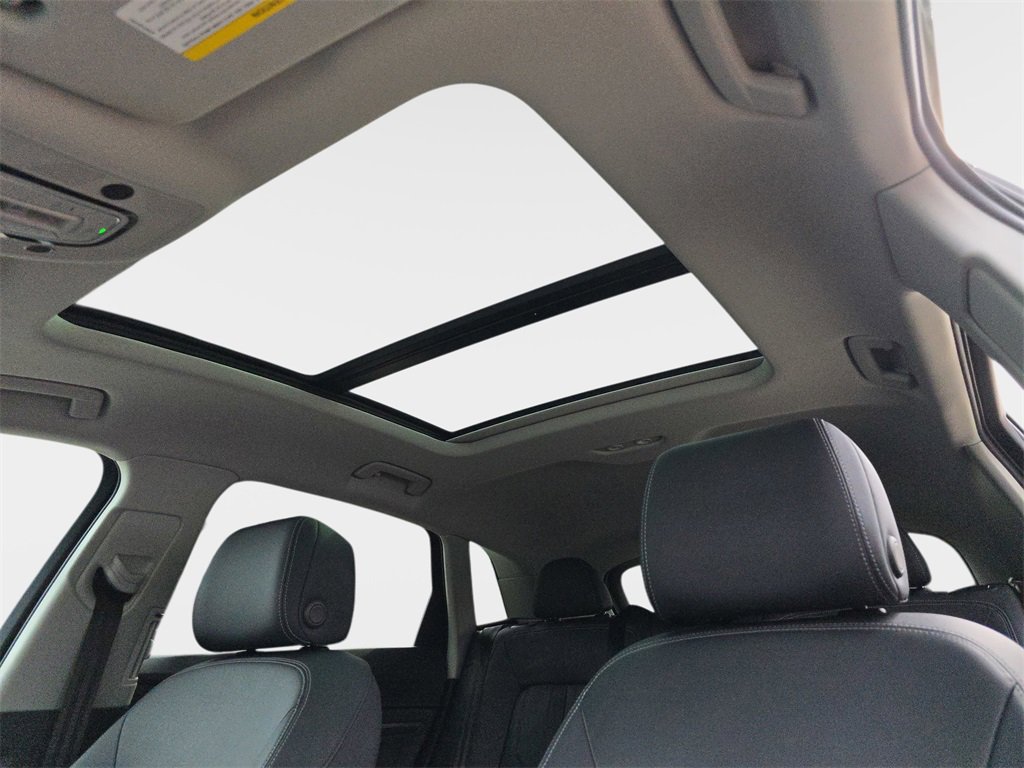 Certified 2024 Audi Q8 e-tron Premium image 34