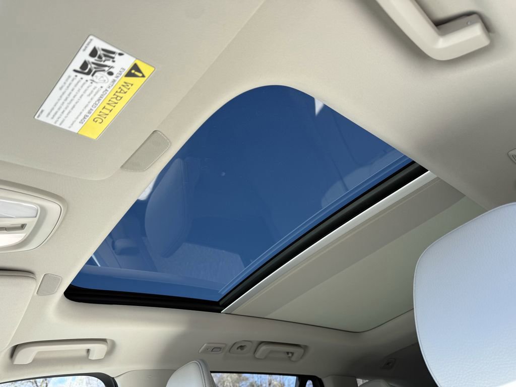 Certified 2024 Volvo XC90 B5 Core w/ Protection Package Premier image 10