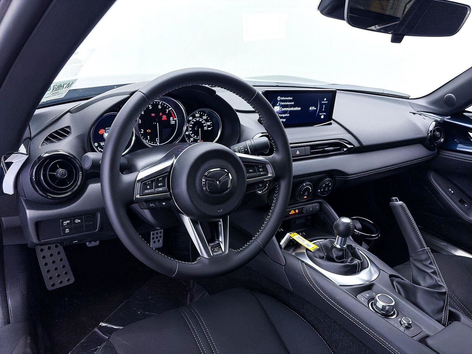 New 2026 MAZDA MX-5 Miata Club w/ Interior Package RWD image 27