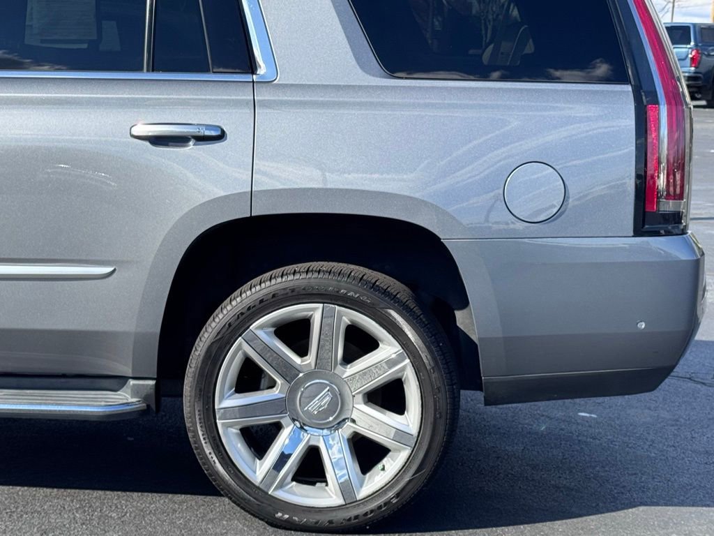 Used 2019 Cadillac Escalade Luxury image 43