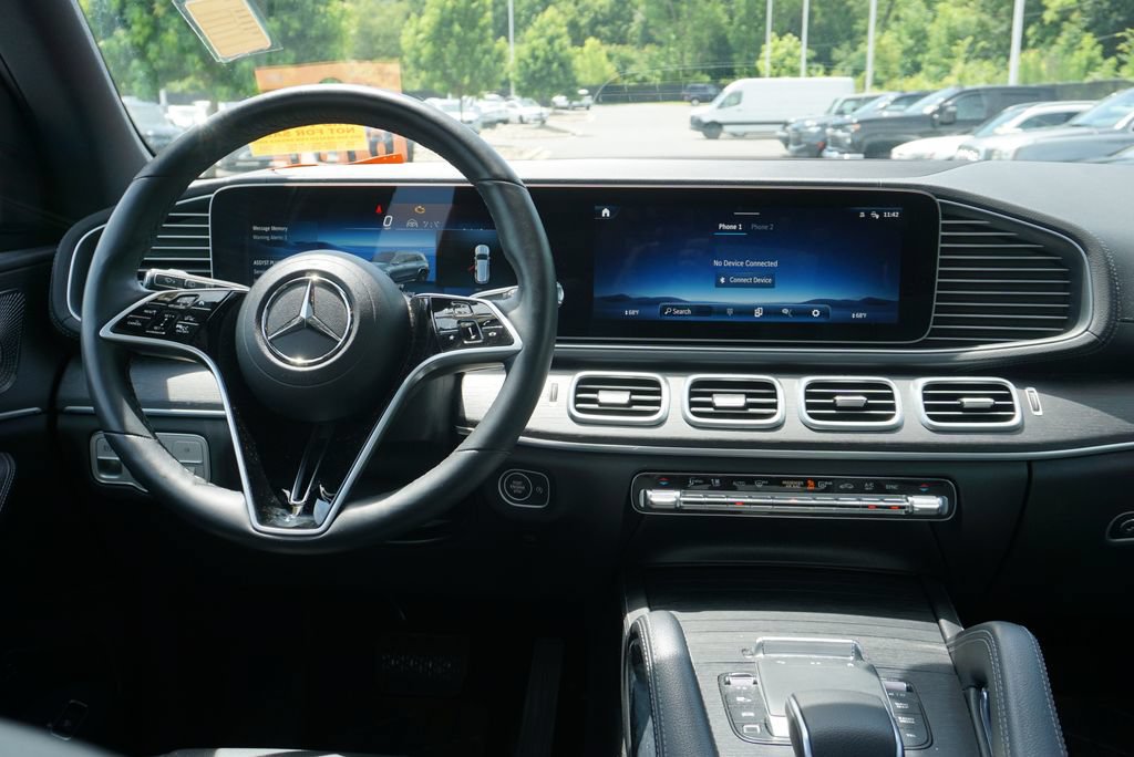 Certified 2025 Mercedes-Benz GLS 450 4MATIC image 15