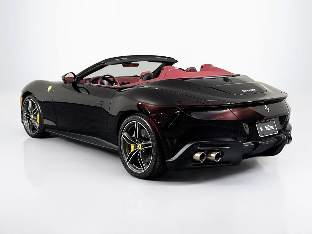 Used 2026 Ferrari Roma Spider RWD image 2