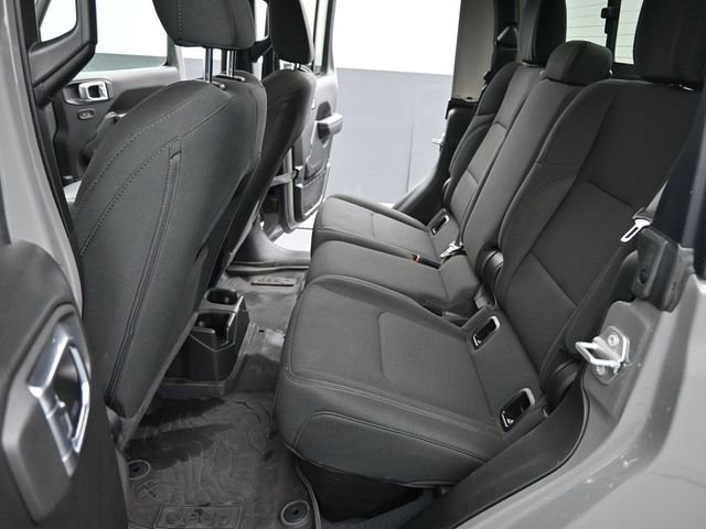 Used 2022 Jeep Gladiator Sport AWD/4WD image 14