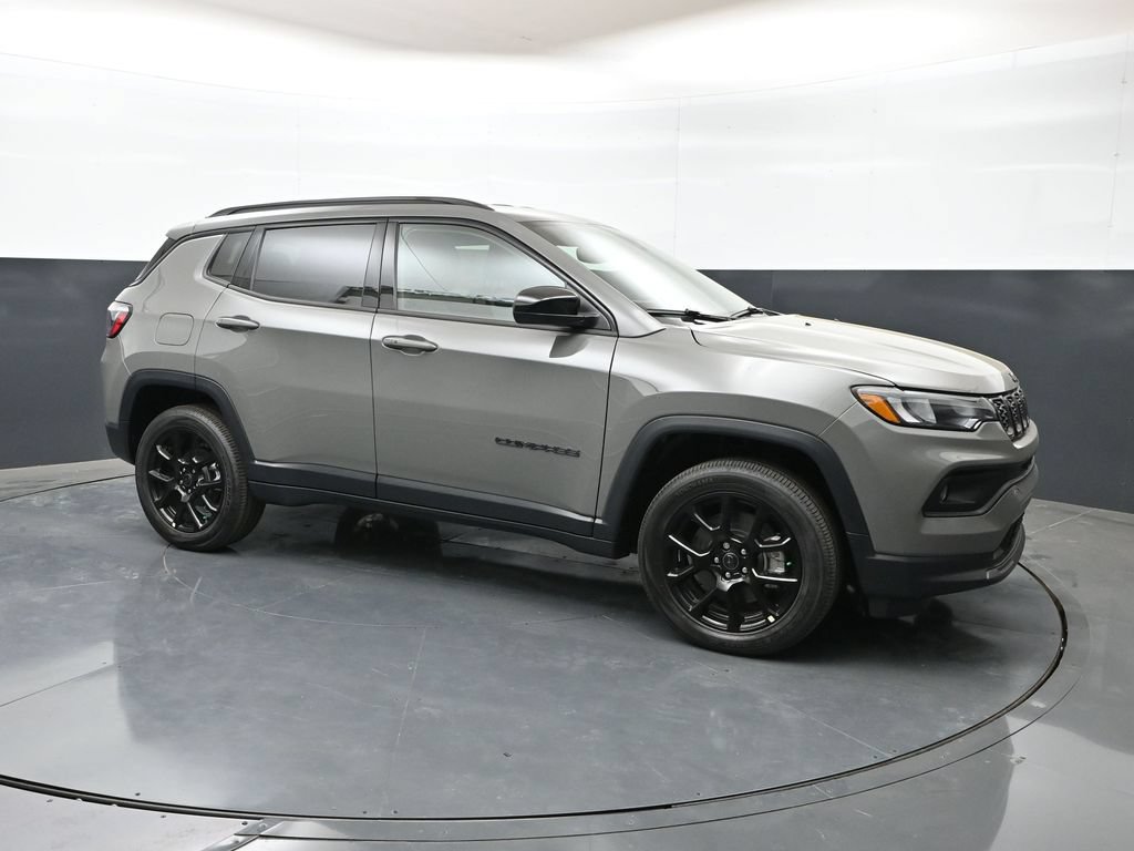 New 2026 Jeep Compass Latitude AWD/4WD image 1