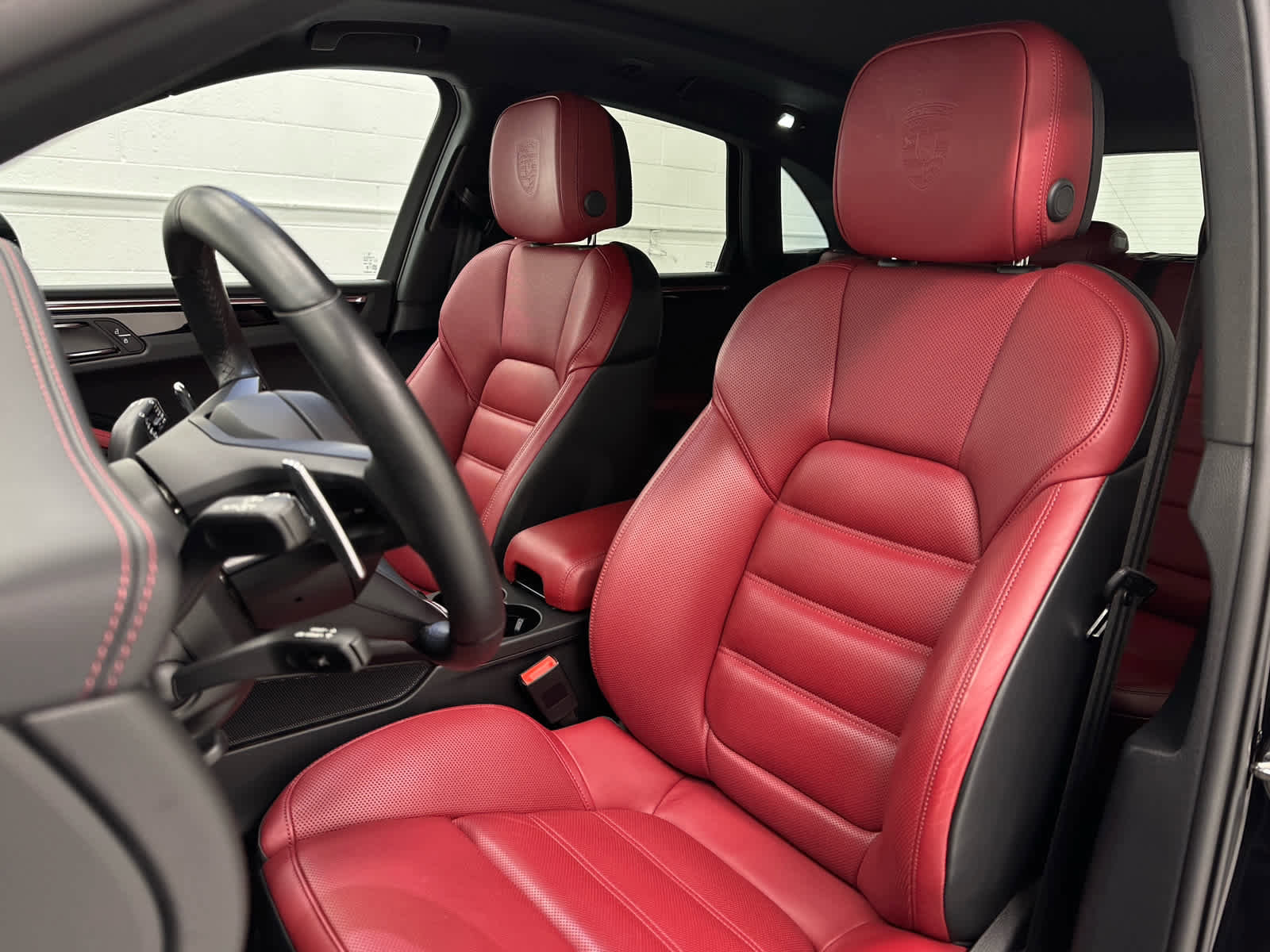 Used 2024 Porsche Macan S image 13