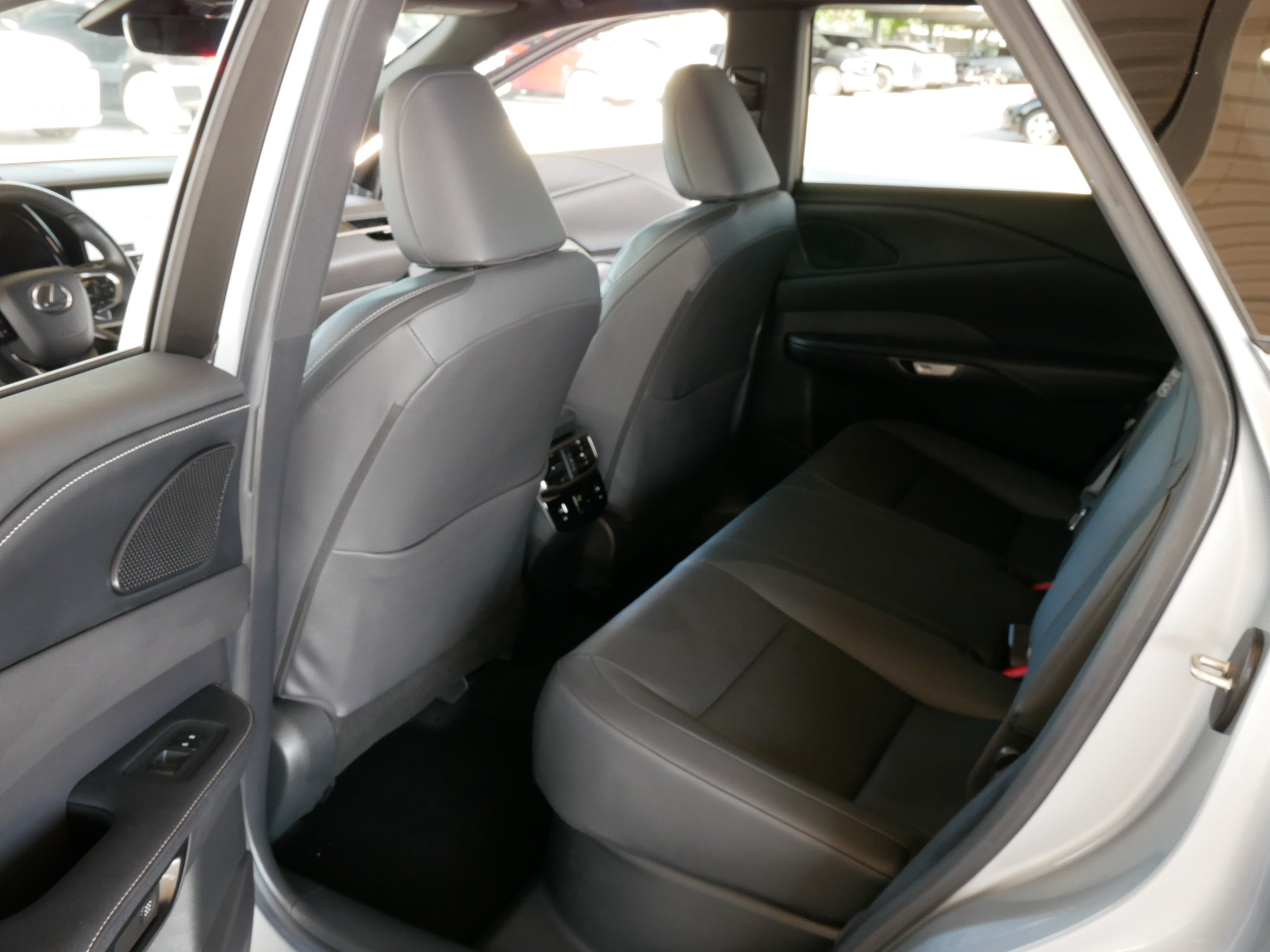 Certified 2025 Lexus RX 350 Premium w/ Accessory Package FWD image 22