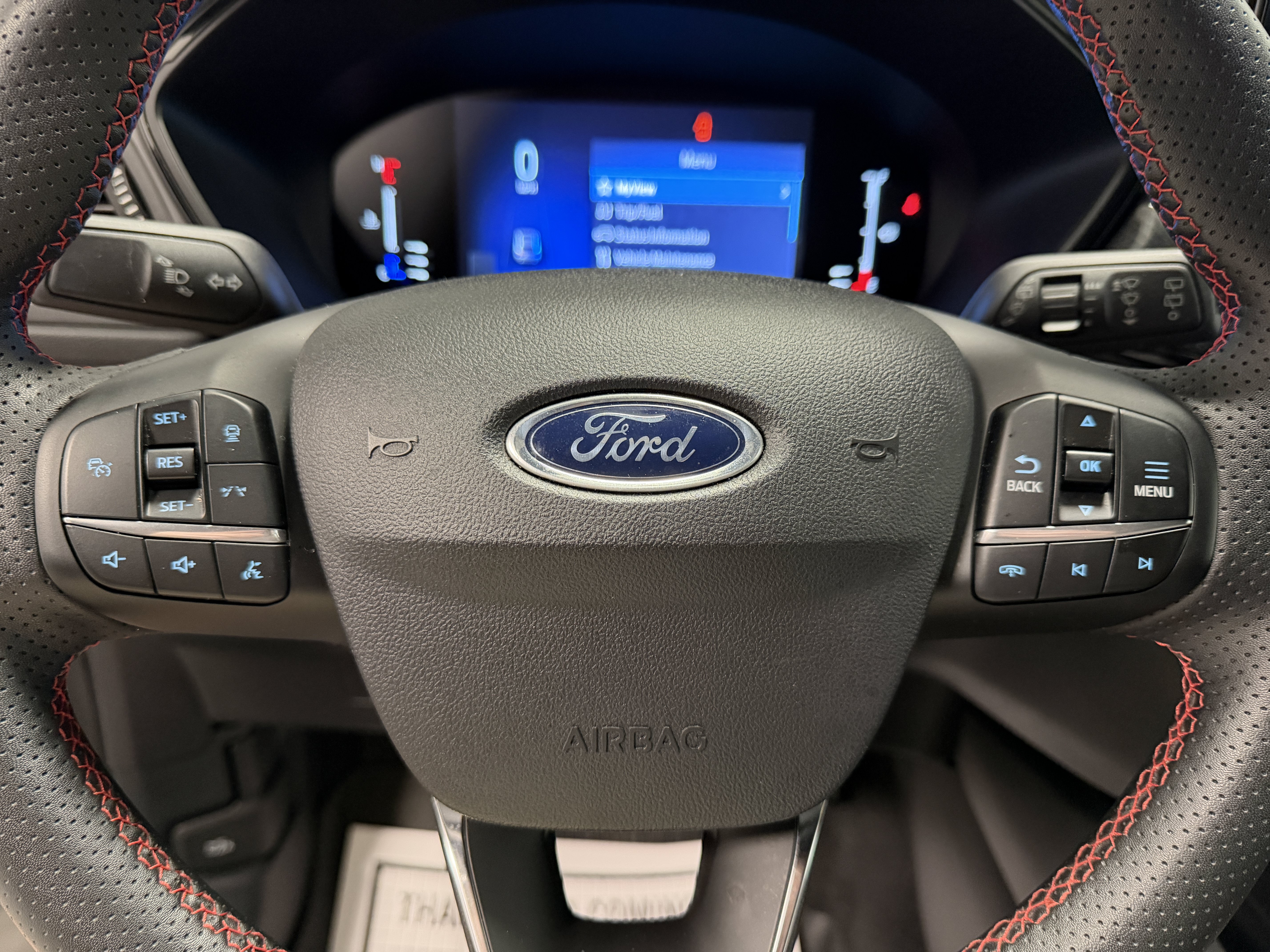 Used 2024 Ford Escape ST-Line w/ Tech Pack #1 AWD/4WD image 15