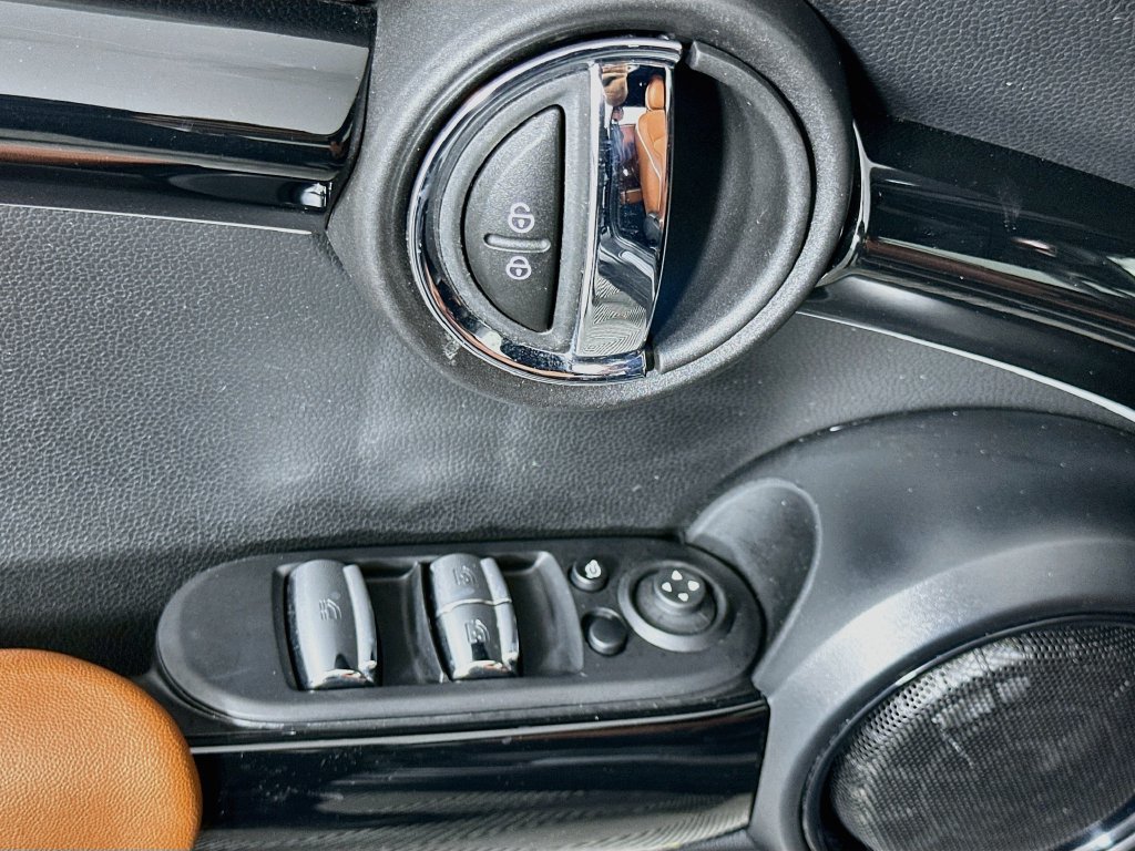 Used 2024 MINI Cooper S FWD image 18