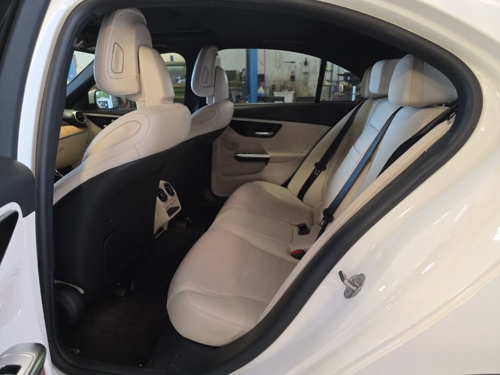 Used 2022 Mercedes-Benz C 300 Sedan image 5
