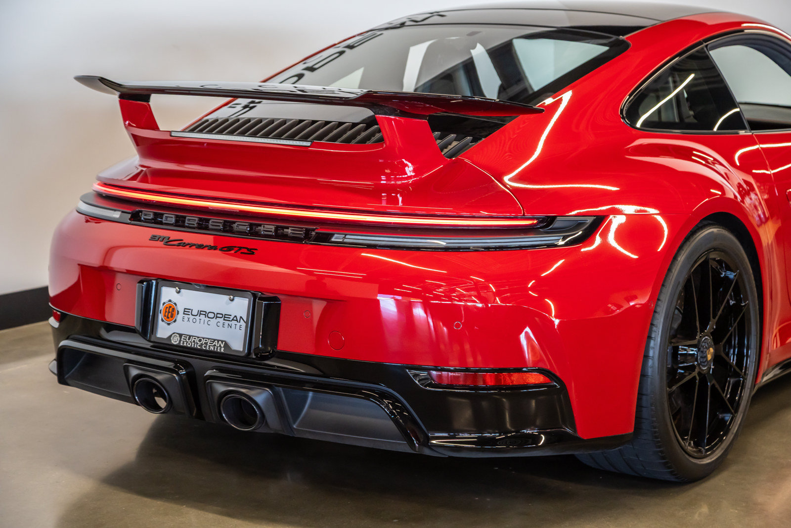 Used 2025 Porsche 911 Carrera GTS RWD image 24