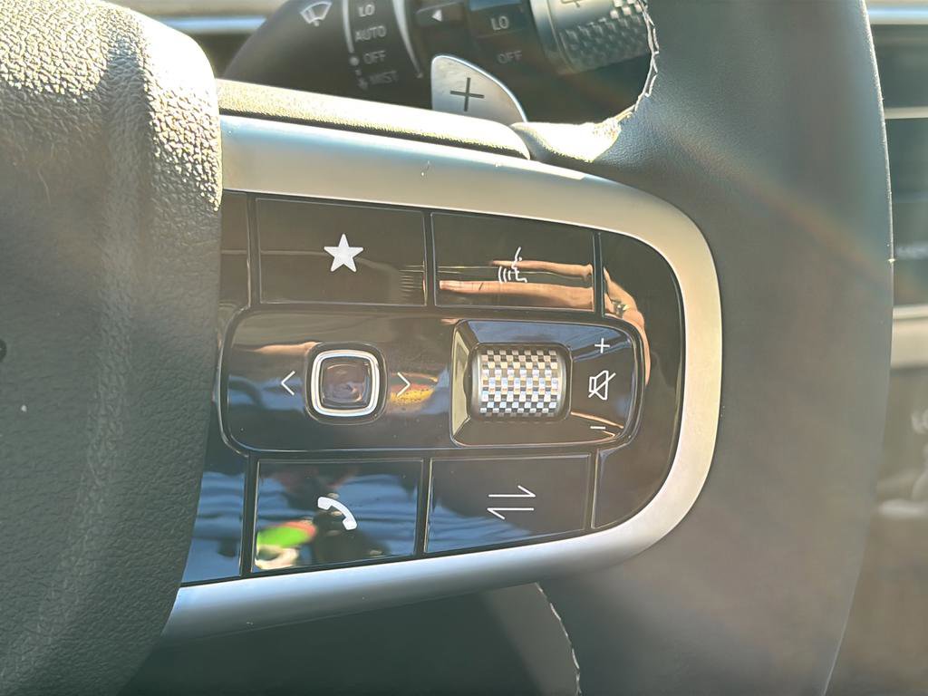 Certified 2026 Genesis GV70 2.5T image 27