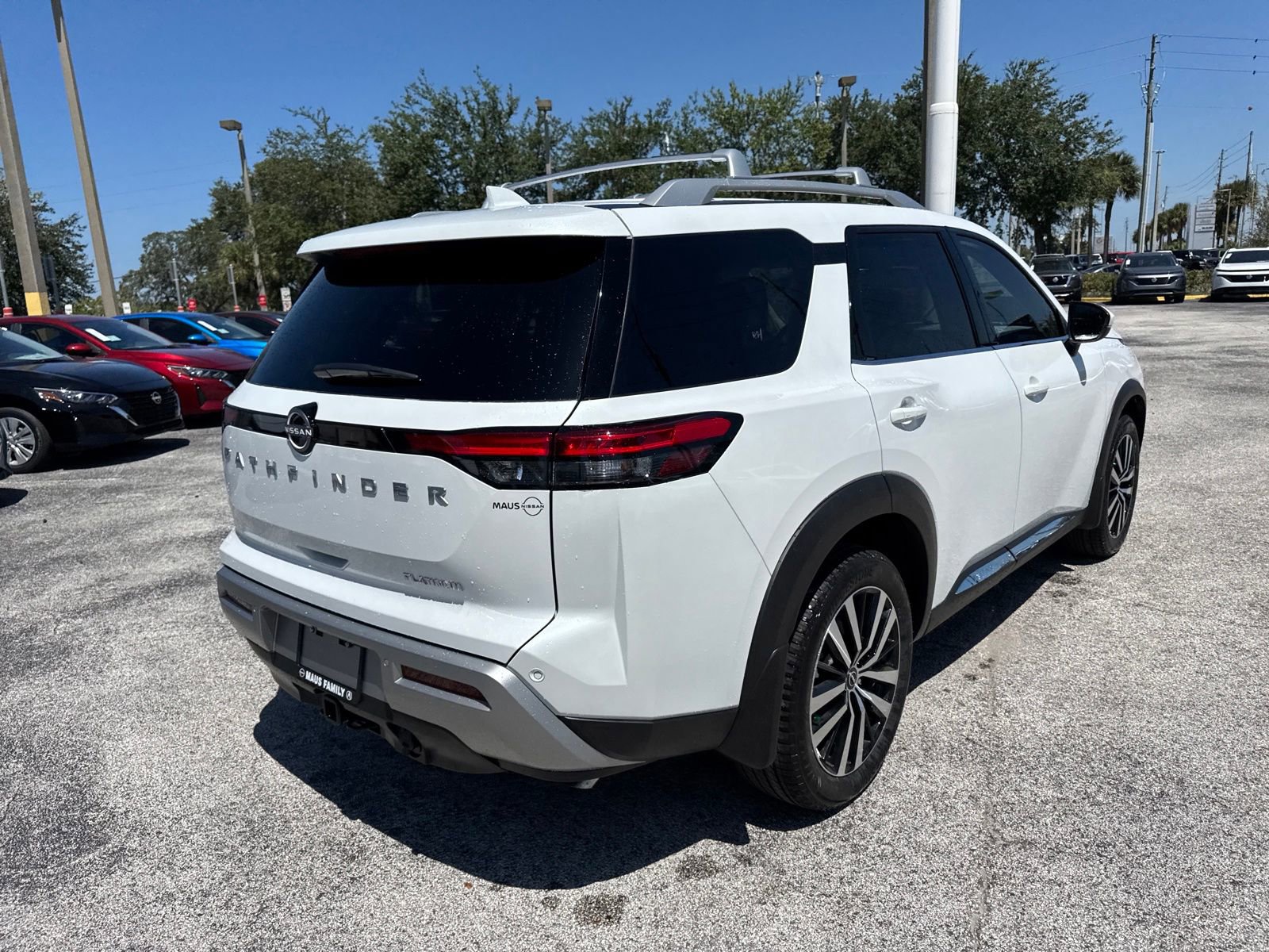 New 2025 Nissan Pathfinder Platinum w/ Cargo Package image 6