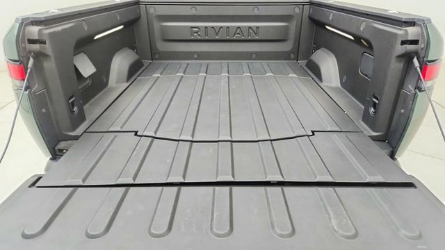 Used 2024 Rivian R1T Adventure AWD/4WD image 14