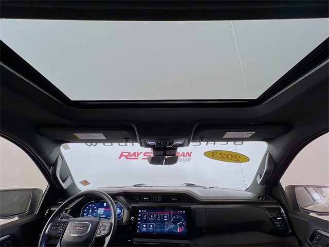 Used 2023 GMC Sierra 1500 AT4 w/ AT4 Premium Package image 26