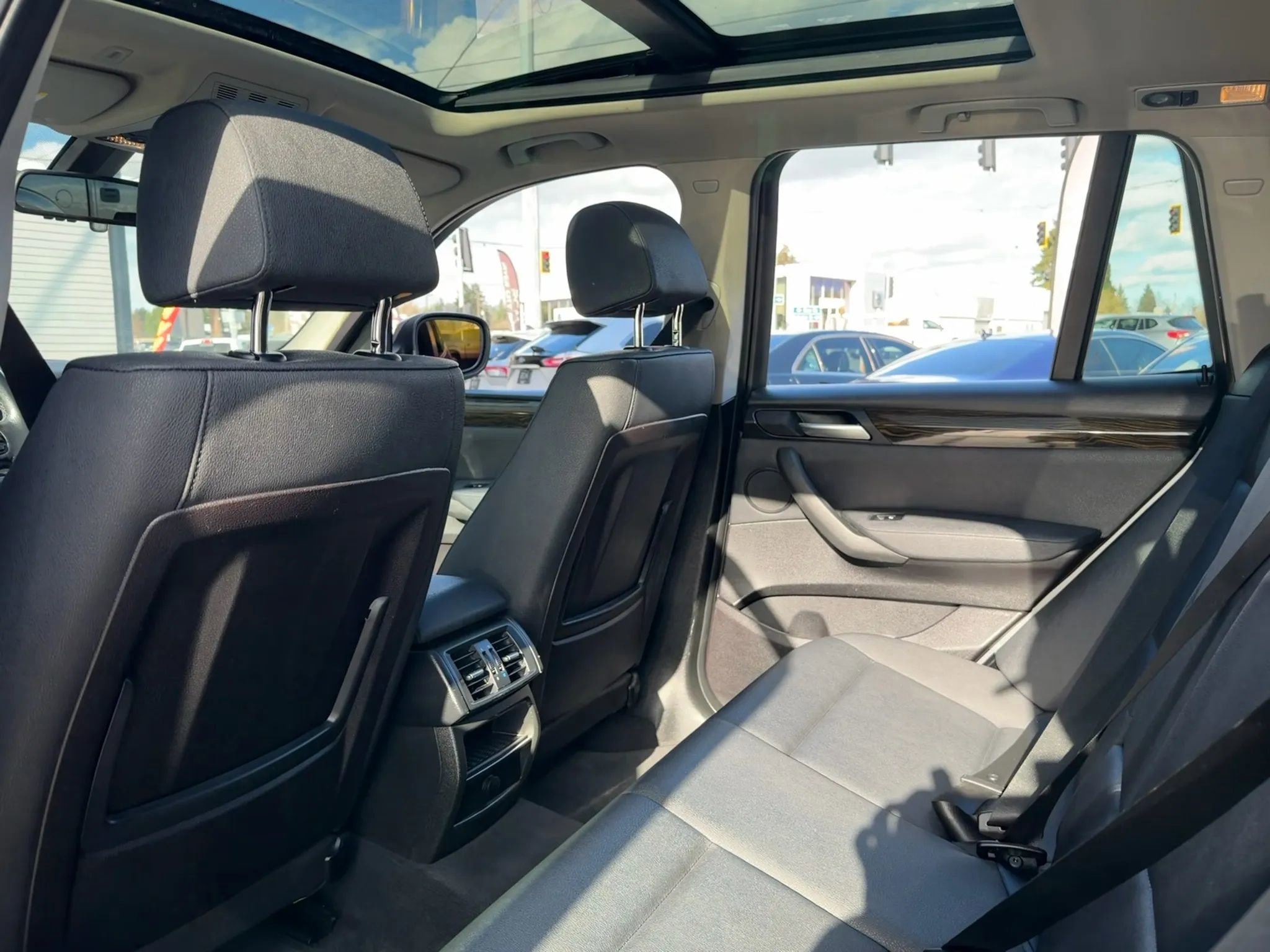 Used 2014 BMW X3 xDrive28i AWD/4WD image 18