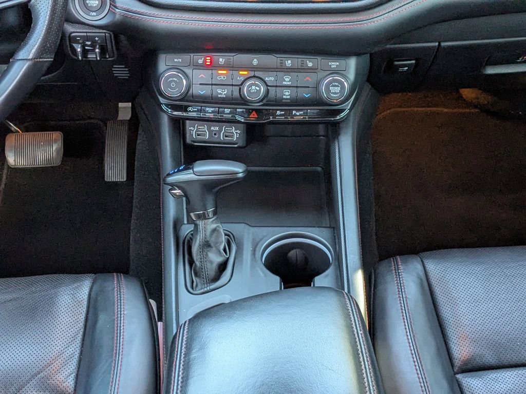 Used 2024 Dodge Durango GT image 19