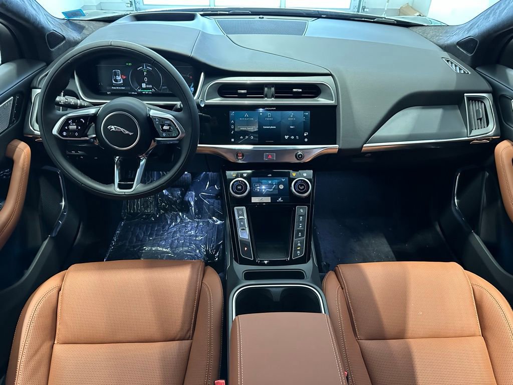 New 2024 Jaguar I-PACE R-Dynamic HSE image 18