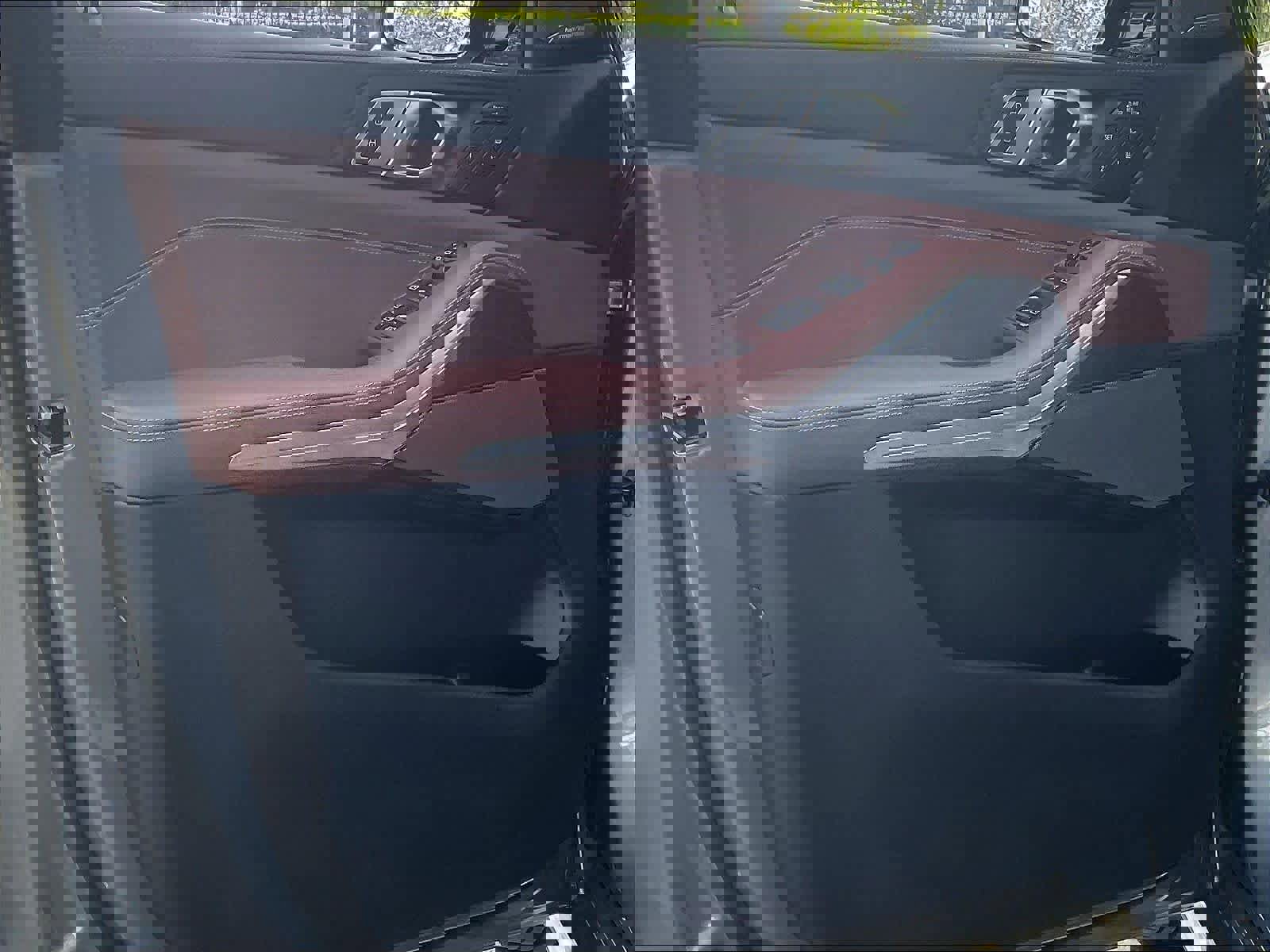 Used 2026 BMW X7 M60i image 25