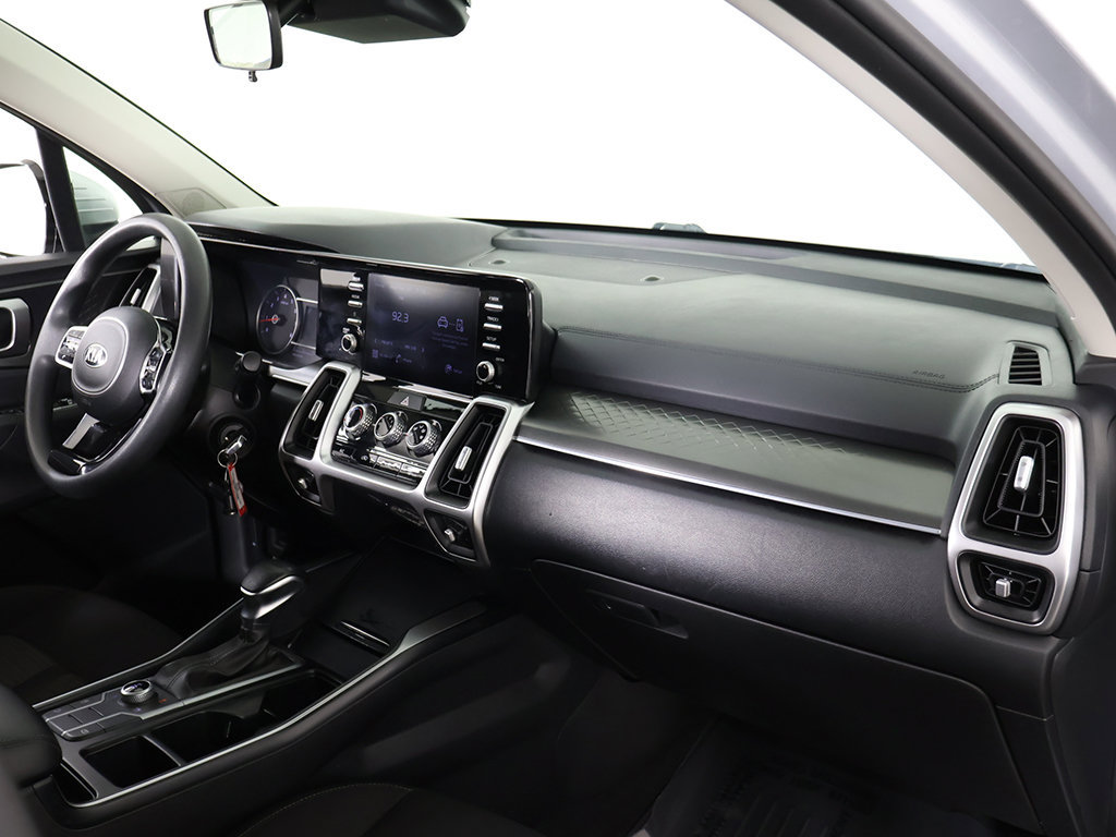 Used 2021 Kia Sorento LX AWD/4WD image 26