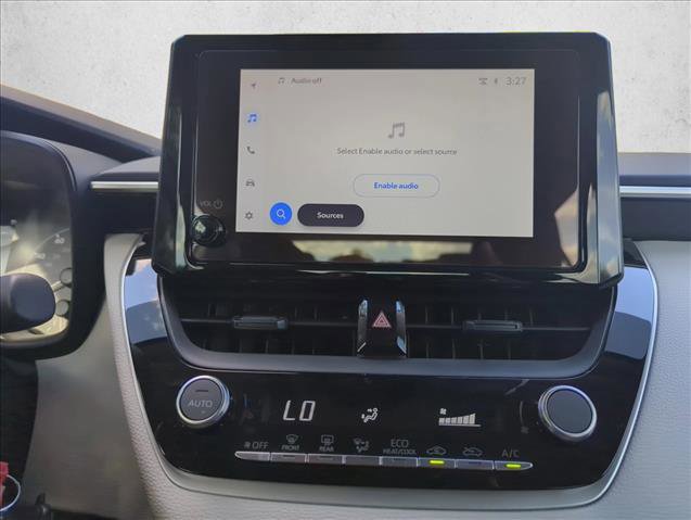 Used 2025 Toyota Corolla LE image 14