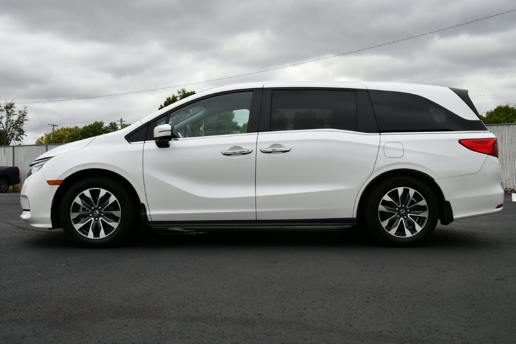 Used 2024 Honda Odyssey EX-L image 4