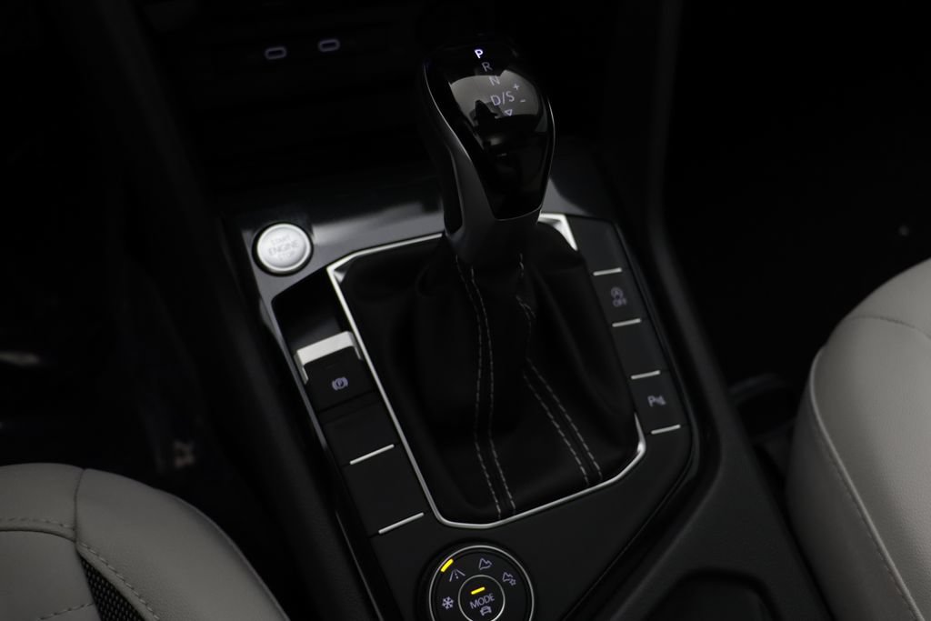 New 2026 Volkswagen Taos SE AWD/4WD image 12