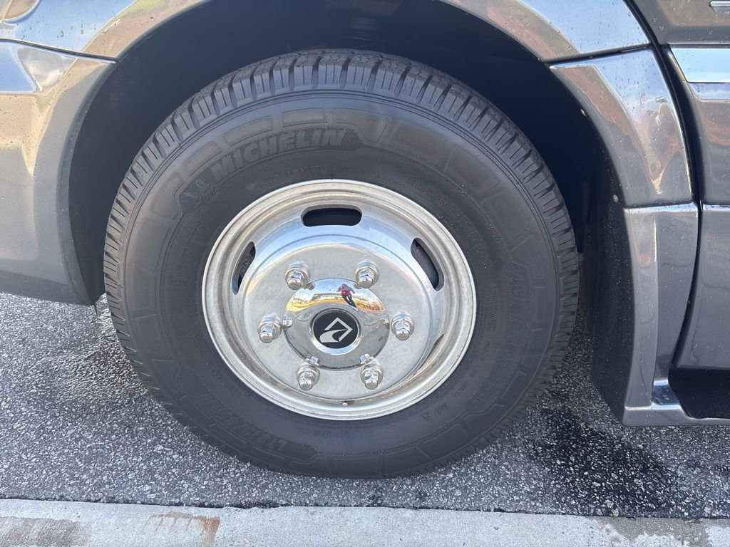 Used 2016 Mercedes-Benz Sprinter 3500 image 12